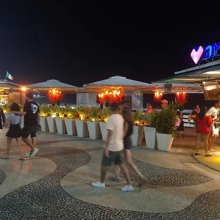 Pe Na Areia Na Quadra Praia Copacabana Melhor Localizacao Rio Wifi 100Mb Rio de Janeiro Exterior photo