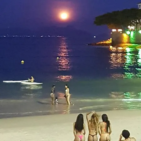 Pe Na Areia Na Quadra Praia Copacabana Melhor Localizacao Rio Wifi 100Mb Rio de Janeiro Exterior photo