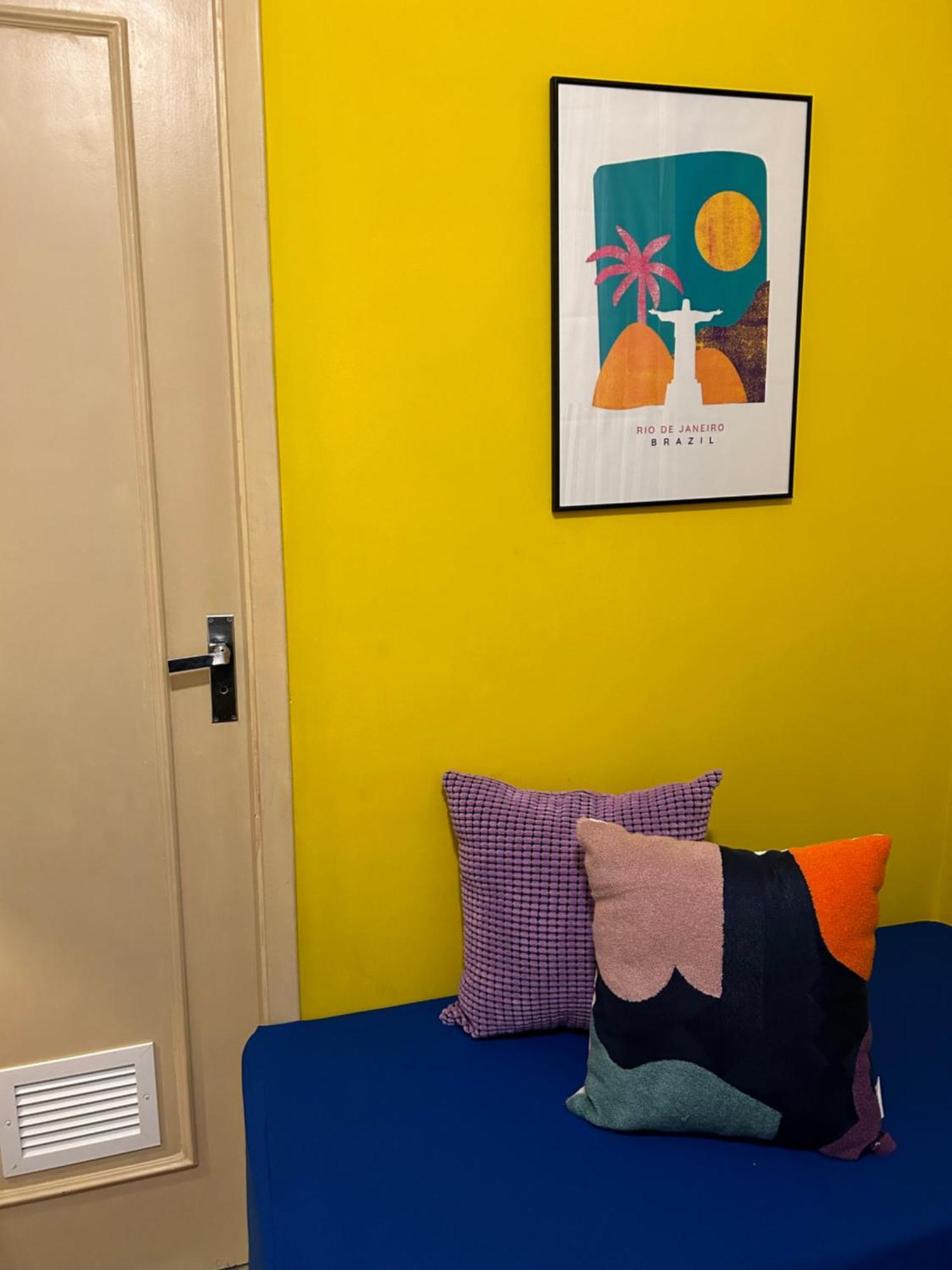 Pe Na Areia Na Quadra Copacabana Localizacao Rio Wifi 100mb Apartamento Río de Janeiro