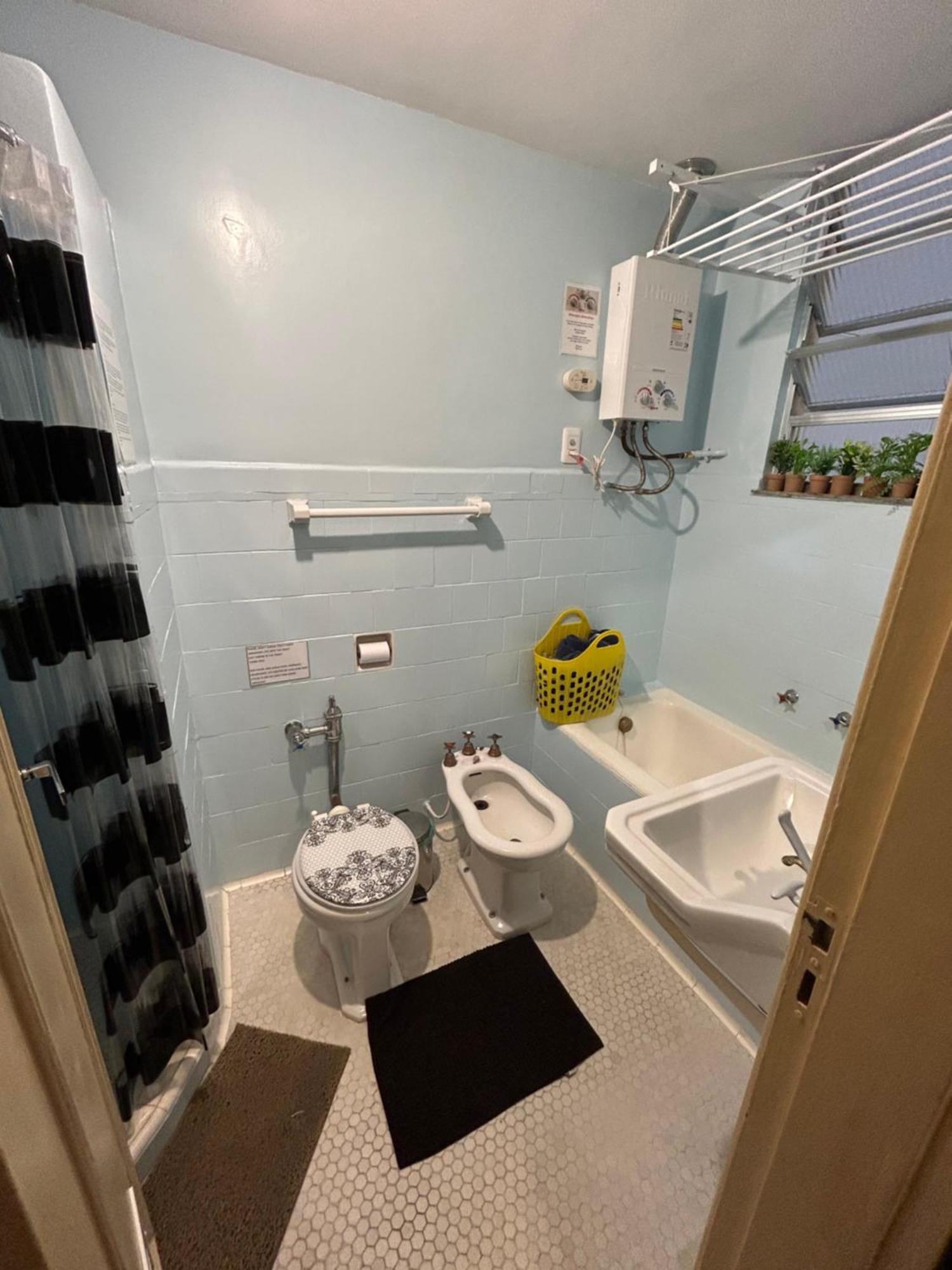 Apartamento Pe Na Areia Na Quadra Copacabana Localizacao Rio Wifi 100mb